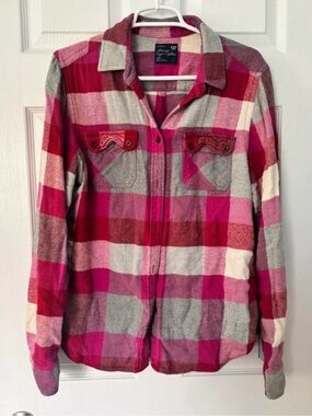 Women’s AE flannel
